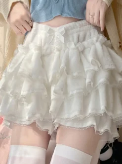 Short Lolita rose en dentelle à volants Sweet Lolita Bloomers