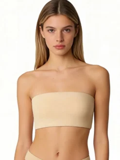 Soutien-gorge bandeau sans bretelles couleur chair sans coutures. Sous-vêtements