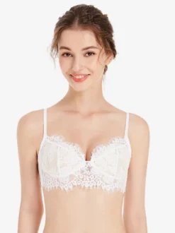 Soutien-gorge blanc en dentelle pour tous les jours style décontracté et chic