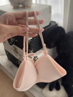 Soutien-gorge sans armatures et sans coutures avec bretelles strass brassière push-up confortable