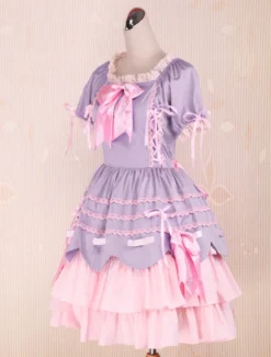 Sweet Lolita rose pourpre OP robe manches courtes couches arcs et garniture Déguisements Halloween