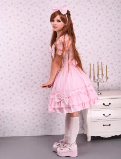 Sweet Rose Lotila OP robe et Cape avec des arcs et des volants Déguisements Halloween