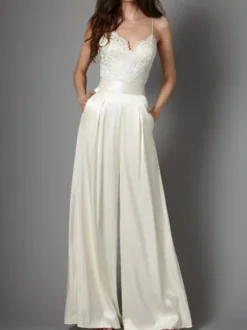 Tenue mariage femme combinaison mariée ivoire à fine bretelle zip sur dos