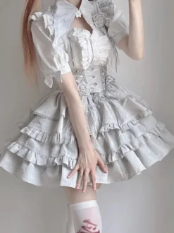 Tenues gothiques Lolita noires à lacets et volants en jacquard ensemble haut et jupe à manches courtes