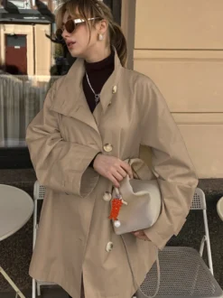 Trench-coat femme en mélange de coton - Coupe oversize minimaliste à double boutonnage et manches larges - Collection printemps-été 2026