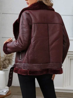 Veste de motarde bordeaux doublée sherpa en faux daim style oversize col en peau lainée manteau d'hiver pour femme