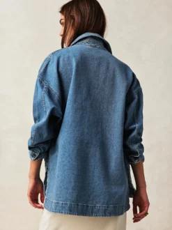 Veste en jean oversize pour femme - Délavage moyen coupe boyfriend fentes latérales - Style trucker - Collection printemps 2026
