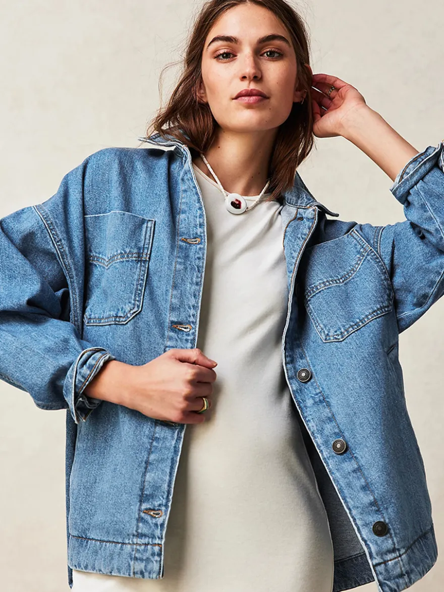 Veste en jean oversize pour femme - Délavage moyen coupe boyfriend fentes latérales - Style trucker - Collection printemps 2026