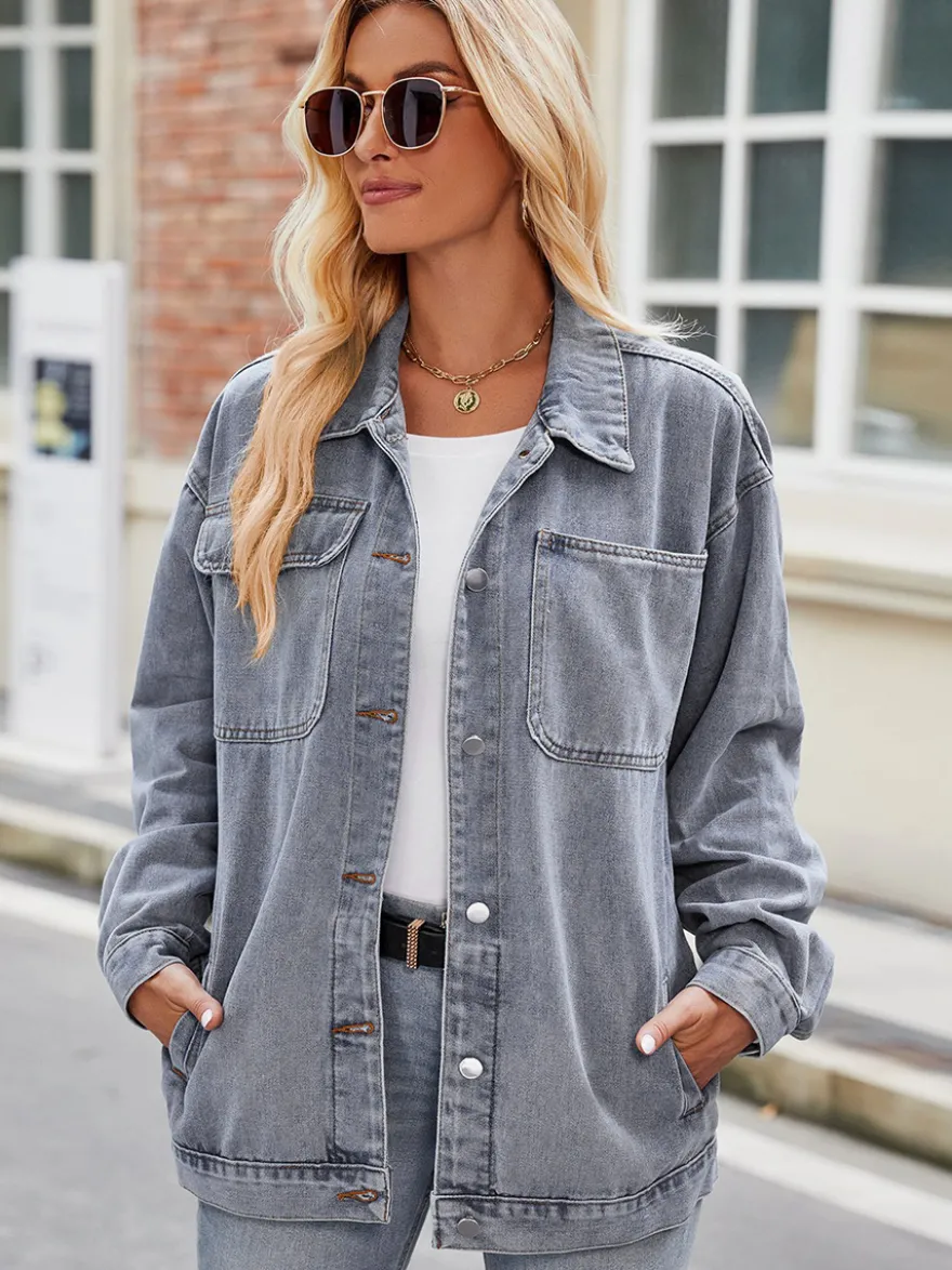 Veste en jean oversize vintage pour femme - Coupe ample revers et boutons - Style trucker - Collection printemps-été 2026