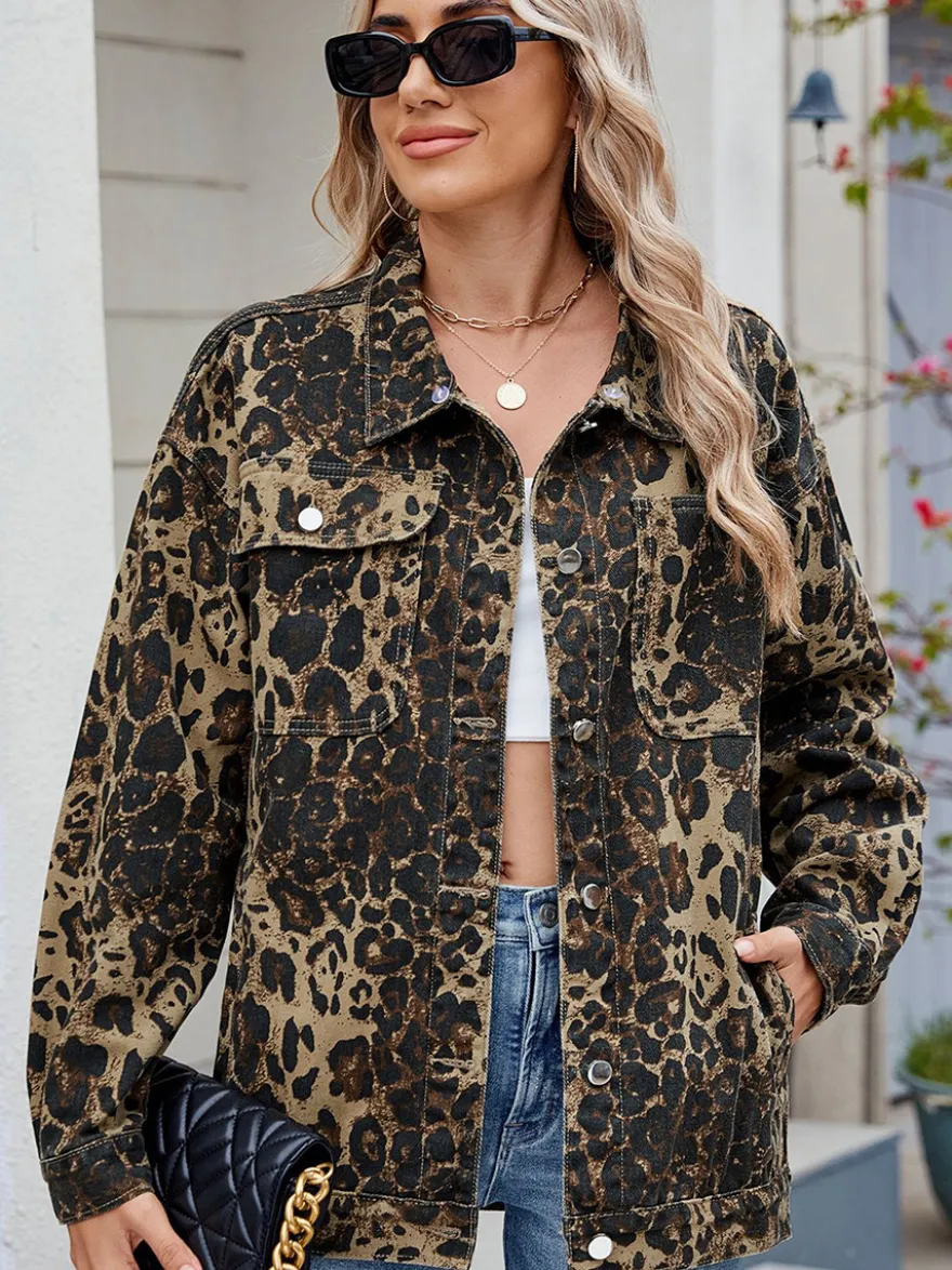 Veste en jean oversize vintage pour femme - Coupe ample revers et boutons - Style trucker - Collection printemps-été 2026