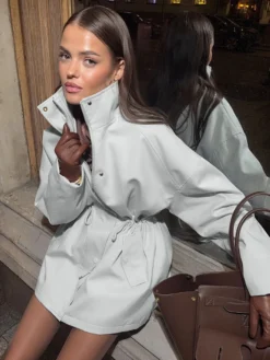Veste utilitaire en pur coton pour femme - Coupe-vent slim fit à cordon de serrage style chic français - Vêtements d'extérieur décontractés pour le printemps 2026