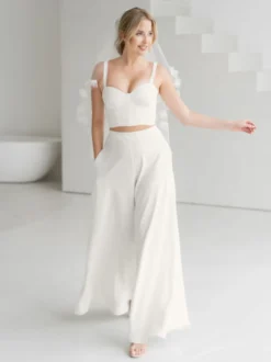 Voile de mariée classique en dentelle et tulle à bords coupés