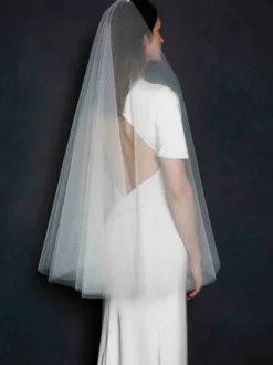Voile de mariée en tulle à bords coupés