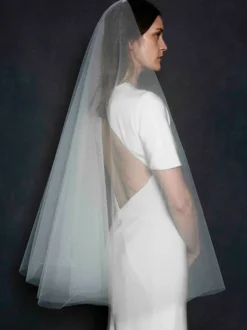 Voile de mariée en tulle à bords coupés