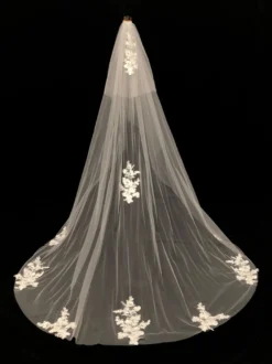 Voiles de mariée cascade Voiles de mariée en tulle en dentelle à deux niveaux