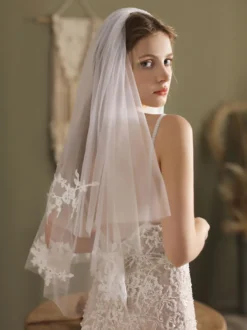 Voiles de mariée en tulle Voiles de mariée en dentelle à deux niveaux