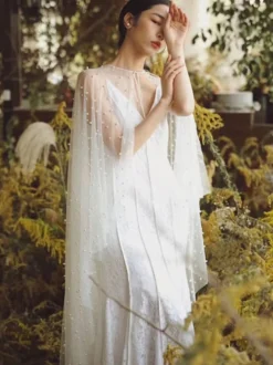 Wraps de mariage Capes de cou de bijoux ivoire Perles de tulle Couvertures de mariée
